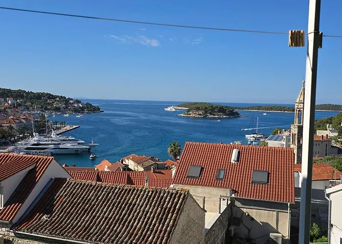 Bocin Rosso Ii Apartment Hvar Town